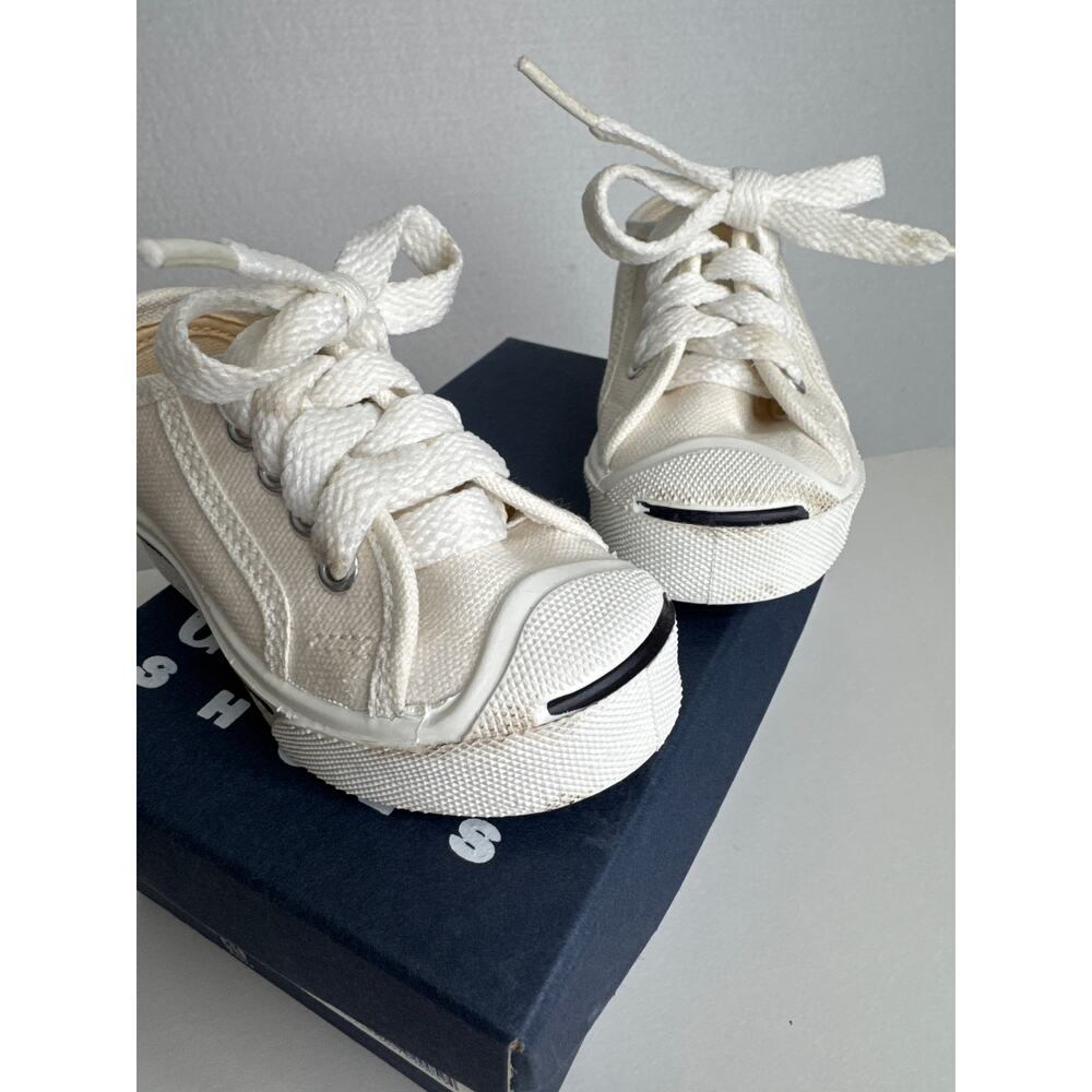 90s GAP Kids White Canvas Sneakers Made USA Size 5 Minimalist Classic - Picture 11 of 12